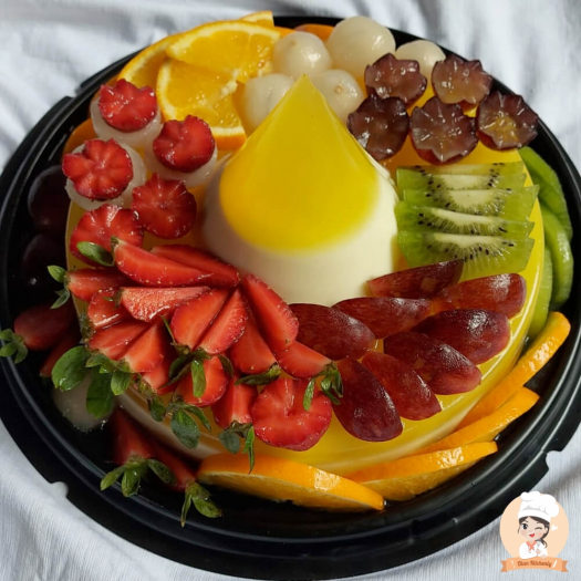 Pudding Tumpeng